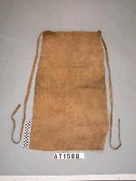 藏品(男子皮前遮片)的圖片